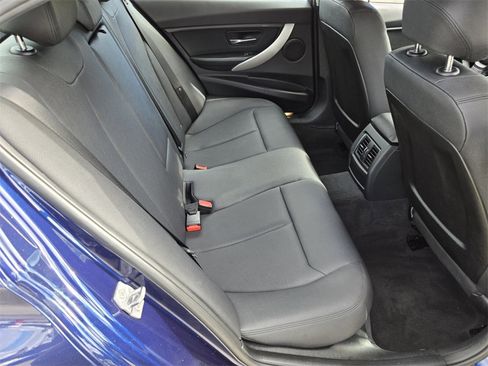 Used 2017 BMW 320i Sedan image 15