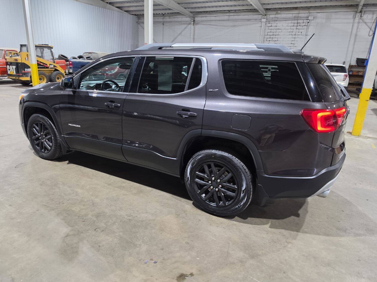 Used 2019 GMC Acadia SLT AWD/4WD image 7