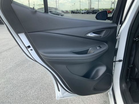 Used 2022 Buick Encore GX Select w/ Sport Touring Package FWD image 48