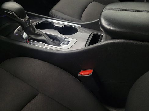 Used 2023 Chevrolet Malibu LT FWD image 26