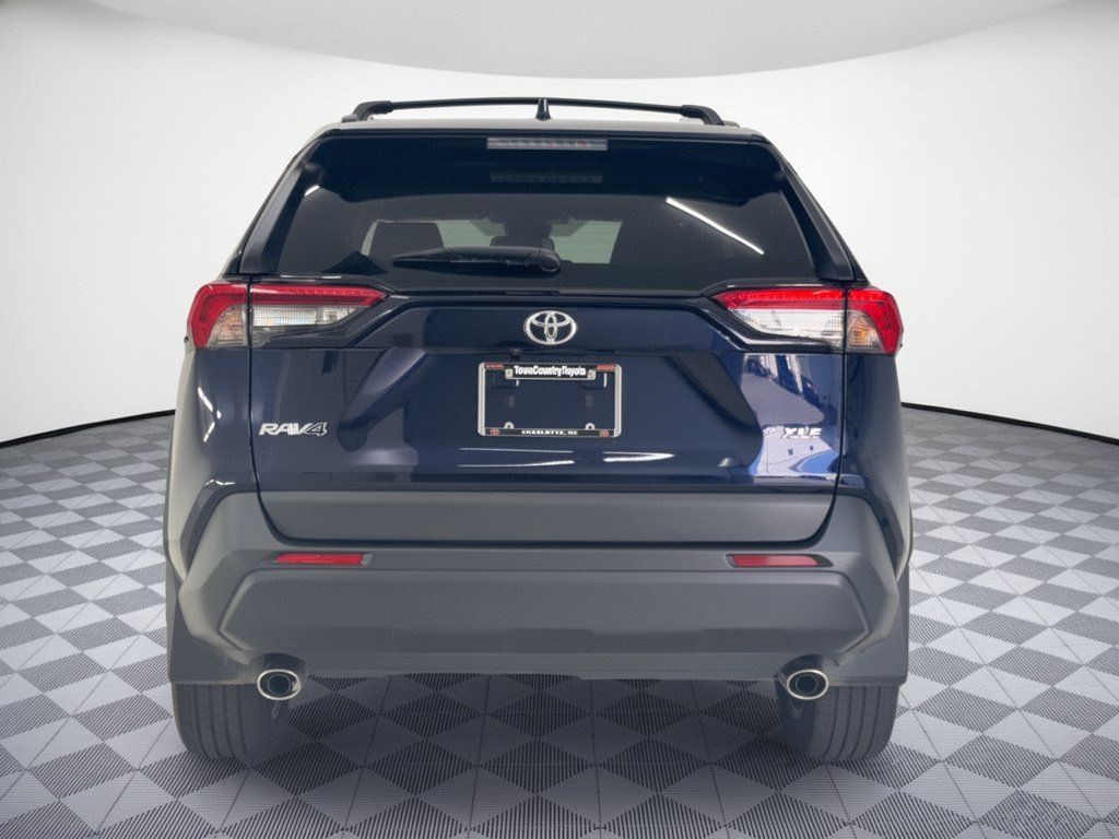 Used 2024 Toyota RAV4 XLE Premium FWD image 11
