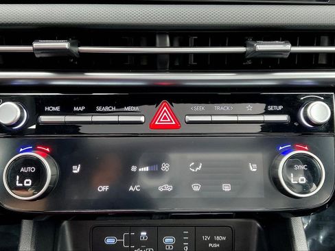 Used 2026 Hyundai Santa Cruz SEL image 16