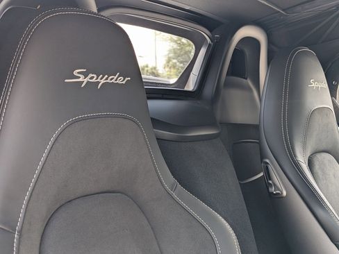 Certified 2023 Porsche 718 Boxster Spyder RWD image 23
