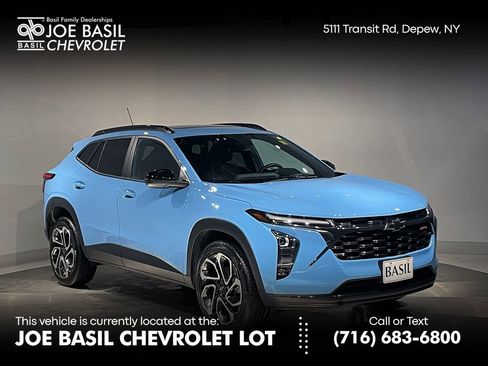 Used 2024 Chevrolet Trax RS w/ Sunroof Package image 1