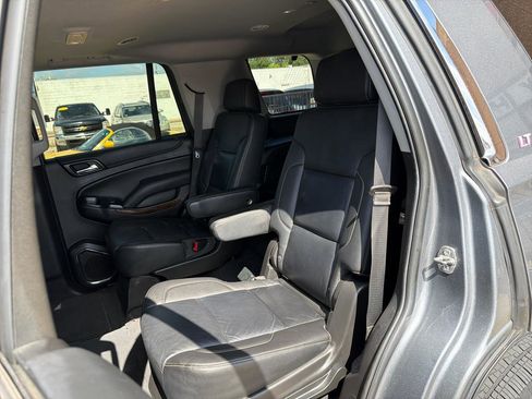 Used 2019 Chevrolet Tahoe LT RWD image 34