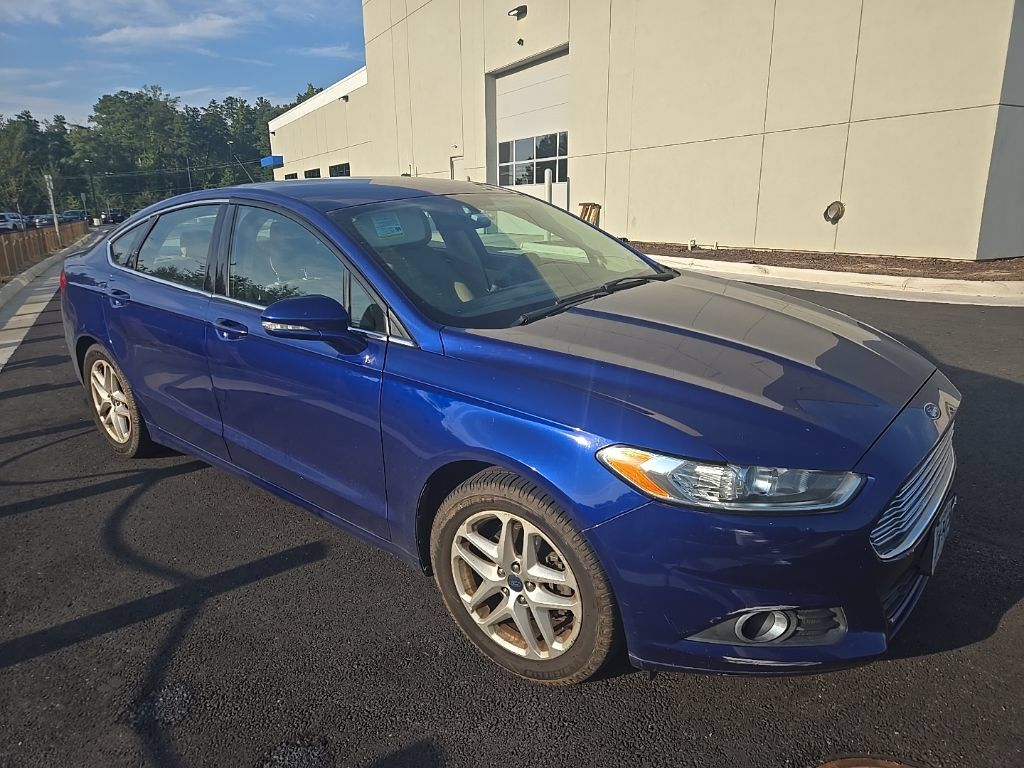 Used 2013 Ford Fusion SE FWD image 3