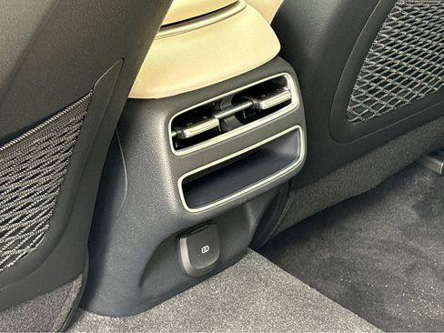 New 2026 Genesis GV70 2.5T image 29