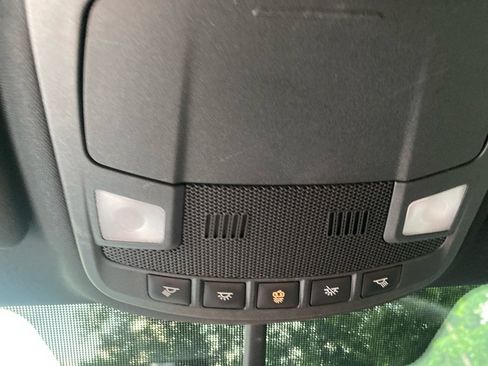 Used 2019 Lincoln MKC Premiere AWD/4WD image 16