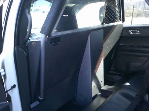 Used 2013 Ford Explorer 4WD Police Interceptor image 17