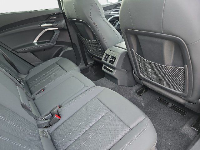 Used 2025 Audi Q5 Premium Plus w/ Premium Plus AWD/4WD image 13