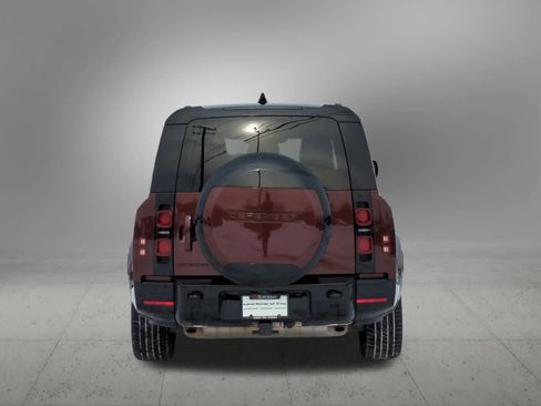 Certified 2024 Land Rover Defender 130 X-Dynamic SE image 5