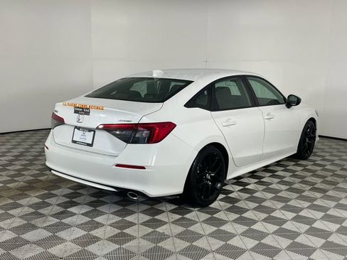 Used 2022 Honda Civic Sport image 16