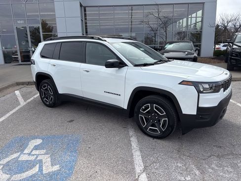 New 2026 Jeep Cherokee Limited AWD/4WD image 40