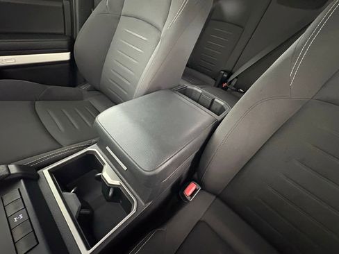 Used 2024 Toyota Tacoma TRD Off-Road image 30