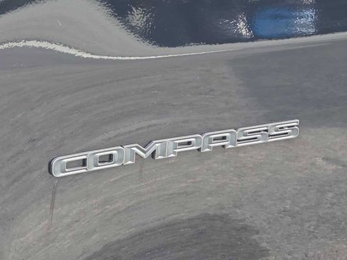 New 2026 Jeep Compass Latitude AWD/4WD image 17
