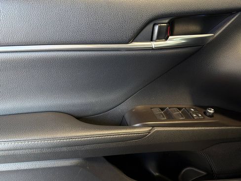 Used 2024 Toyota Camry XSE FWD image 13