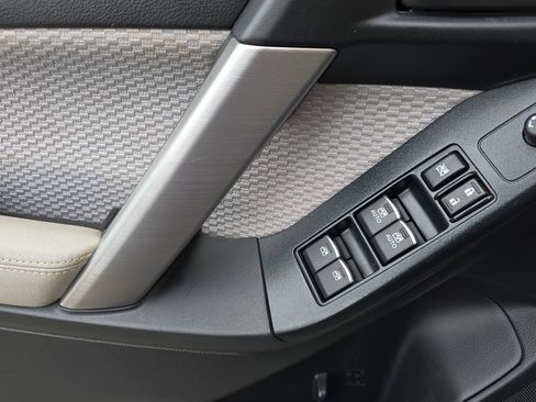 Used 2018 Subaru Forester 2.5i w/ Popular Package #3A image 11