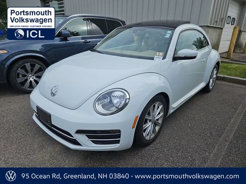 Used 2019 Volkswagen Beetle 2.0T SE FWD image 1