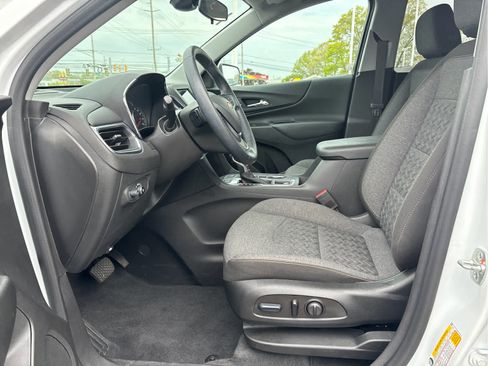 Certified 2023 Chevrolet Equinox LT AWD/4WD image 9
