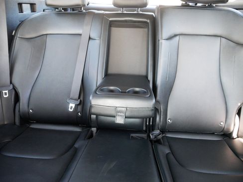 Certified 2024 Kia Sportage EX image 13