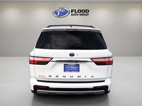 Used 2023 Toyota Sequoia Limited w/ TRD Off-Road Package image 5