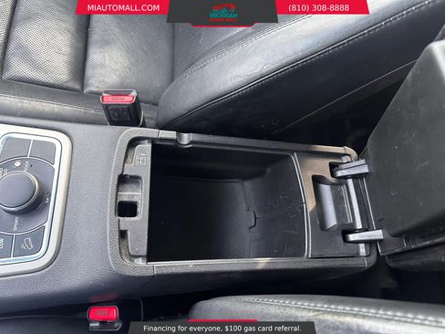 Used 2013 Jeep Grand Cherokee Limited w/ Luxury Group II image 15