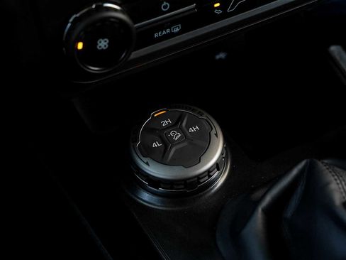 Used 2023 Ford Bronco Black Diamond image 27