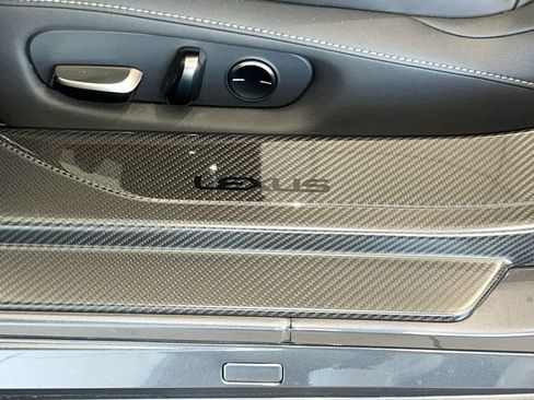 Used 2024 Lexus LC 500 Convertible image 32