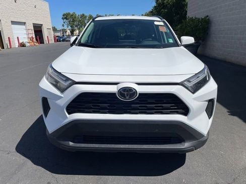 Used 2025 Toyota RAV4 LE AWD/4WD image 2