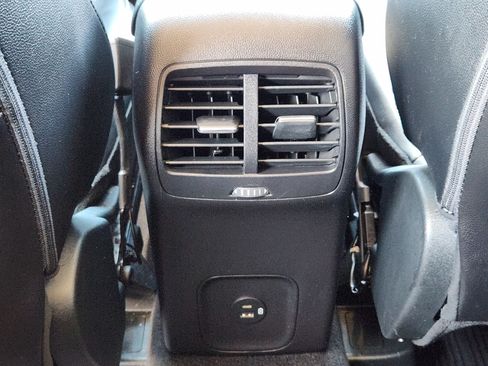 Used 2022 Ford Escape SEL AWD/4WD image 32