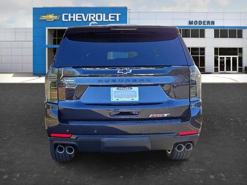 New 2026 Chevrolet Suburban RST w/ RST Capability Package AWD/4WD image 4