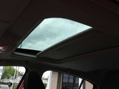 Used 2014 MAZDA MAZDA3 i Touring w/ Technology Package image 27