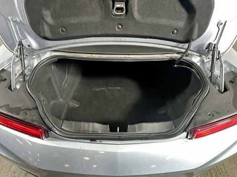 Used 2018 Chevrolet Camaro LT image 23