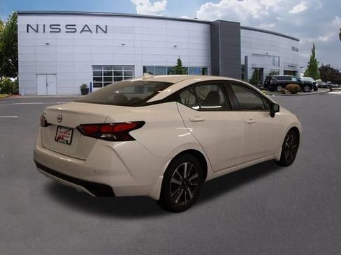New 2025 Nissan Versa SV w/ Trunk Package FWD image 2