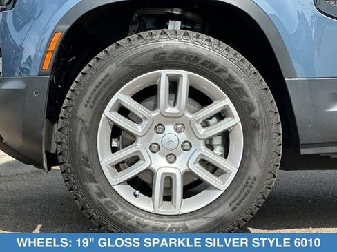 Used 2024 Land Rover Defender 110 S AWD/4WD image 29