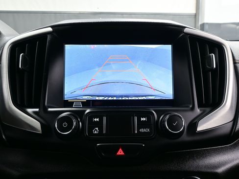 Used 2019 GMC Terrain SLE w/ Driver Convenience Package image 18