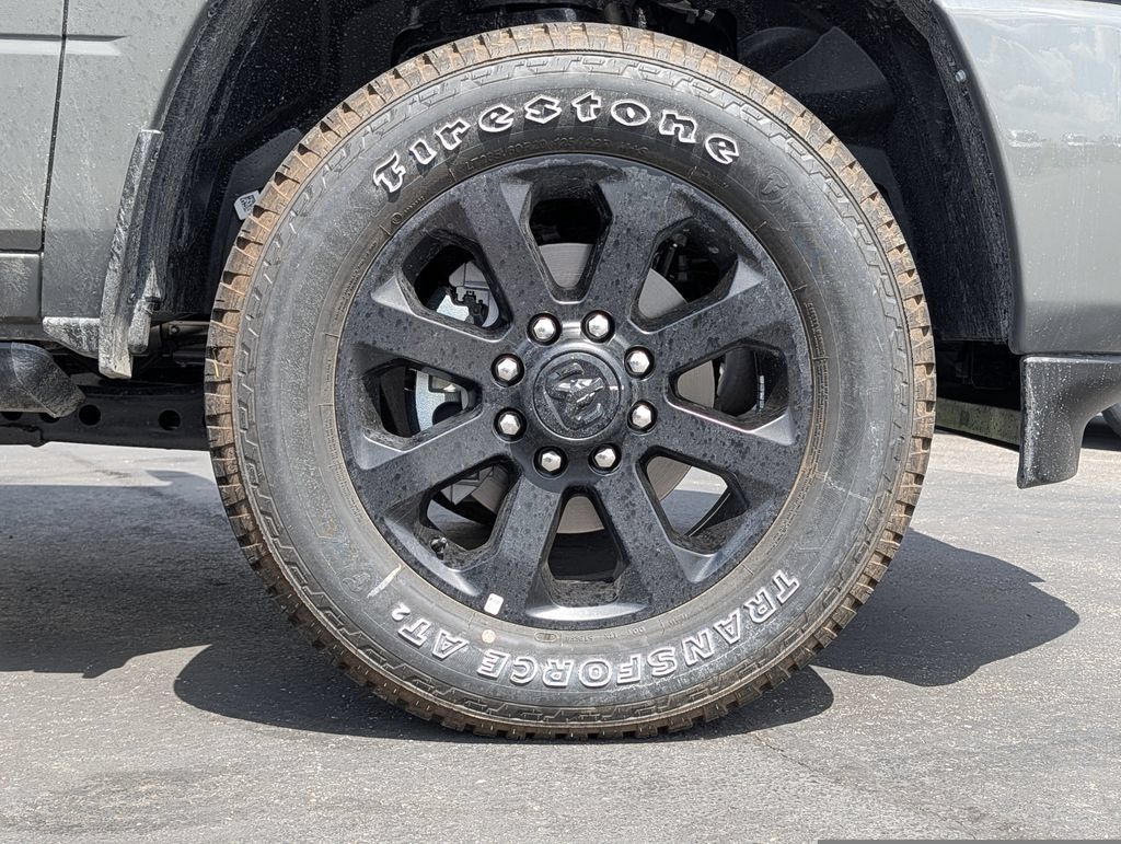 New 2026 RAM 3500 Laramie AWD/4WD image 4