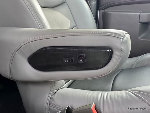 Used 2023 Chevrolet Express 2500 Extended image 59