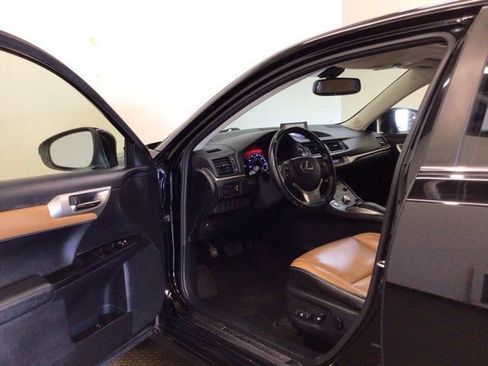 Used 2014 Lexus CT 200h FWD image 8