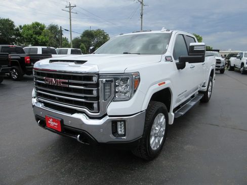 Certified 2020 GMC Sierra 3500 SLT w/ SLT Premium Plus Package AWD/4WD image 15