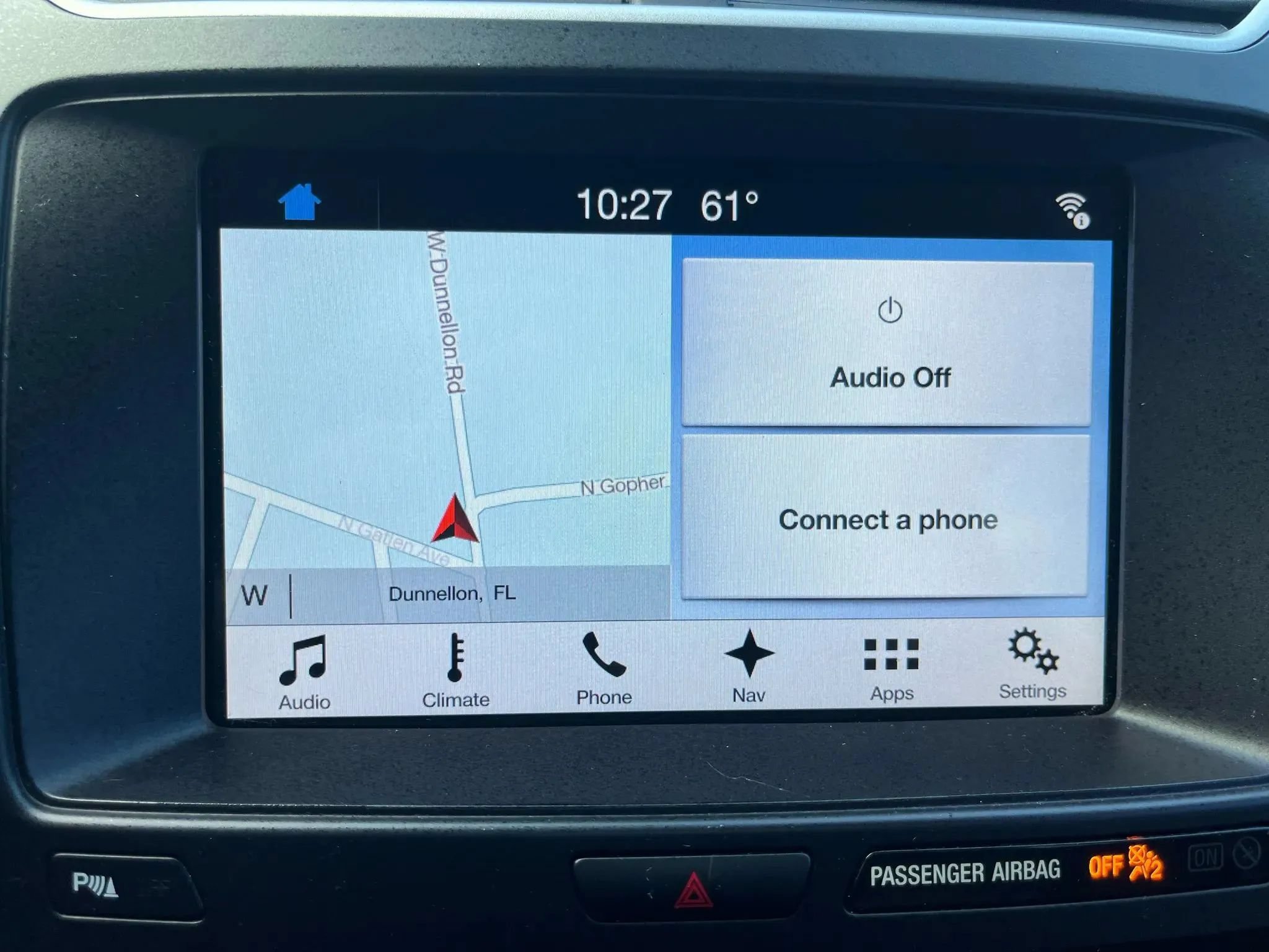 Used 2017 Ford Explorer XLT w/ Equipment Group 202A FWD image 27