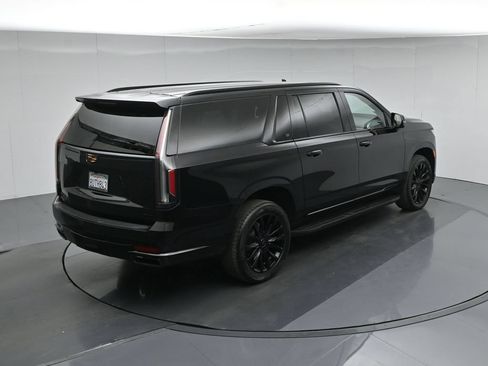 Used 2021 Cadillac Escalade ESV Luxury AWD/4WD image 42