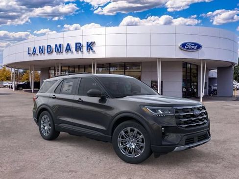New 2026 Ford Explorer Active w/ Active Comfort Package AWD/4WD image 7