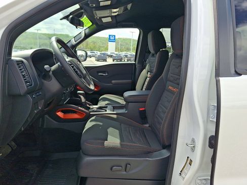 Used 2024 Nissan Frontier PRO-4X w/ Off-Road Protection Package AWD/4WD image 13