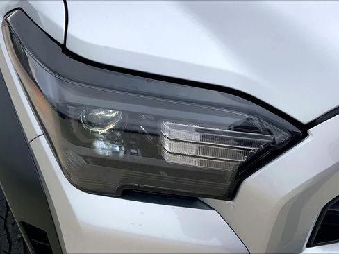 Used 2025 Toyota 4Runner TRD Off-Road image 26