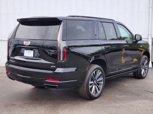 Used 2026 Cadillac Escalade Sport AWD/4WD image 5