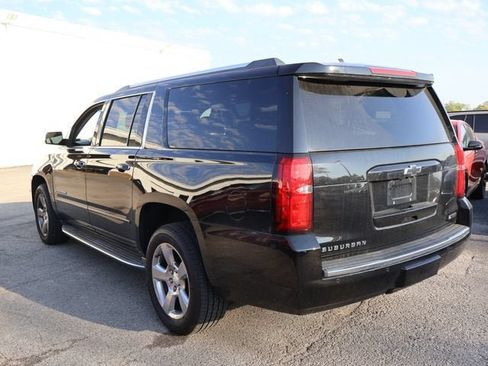 Used 2018 Chevrolet Suburban Premier AWD/4WD image 5