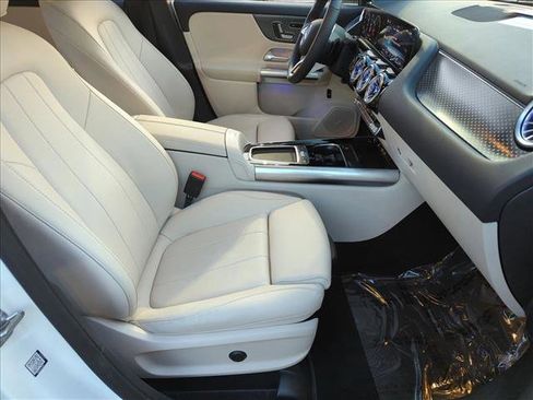 Certified 2025 Mercedes-Benz GLA 250 4MATIC image 20
