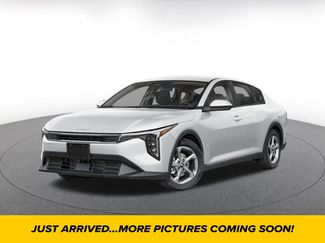 Used 2026 Kia K4 FWD video 1