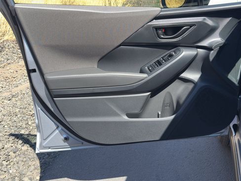 New 2025 Subaru Crosstrek 2.0i Premium image 24